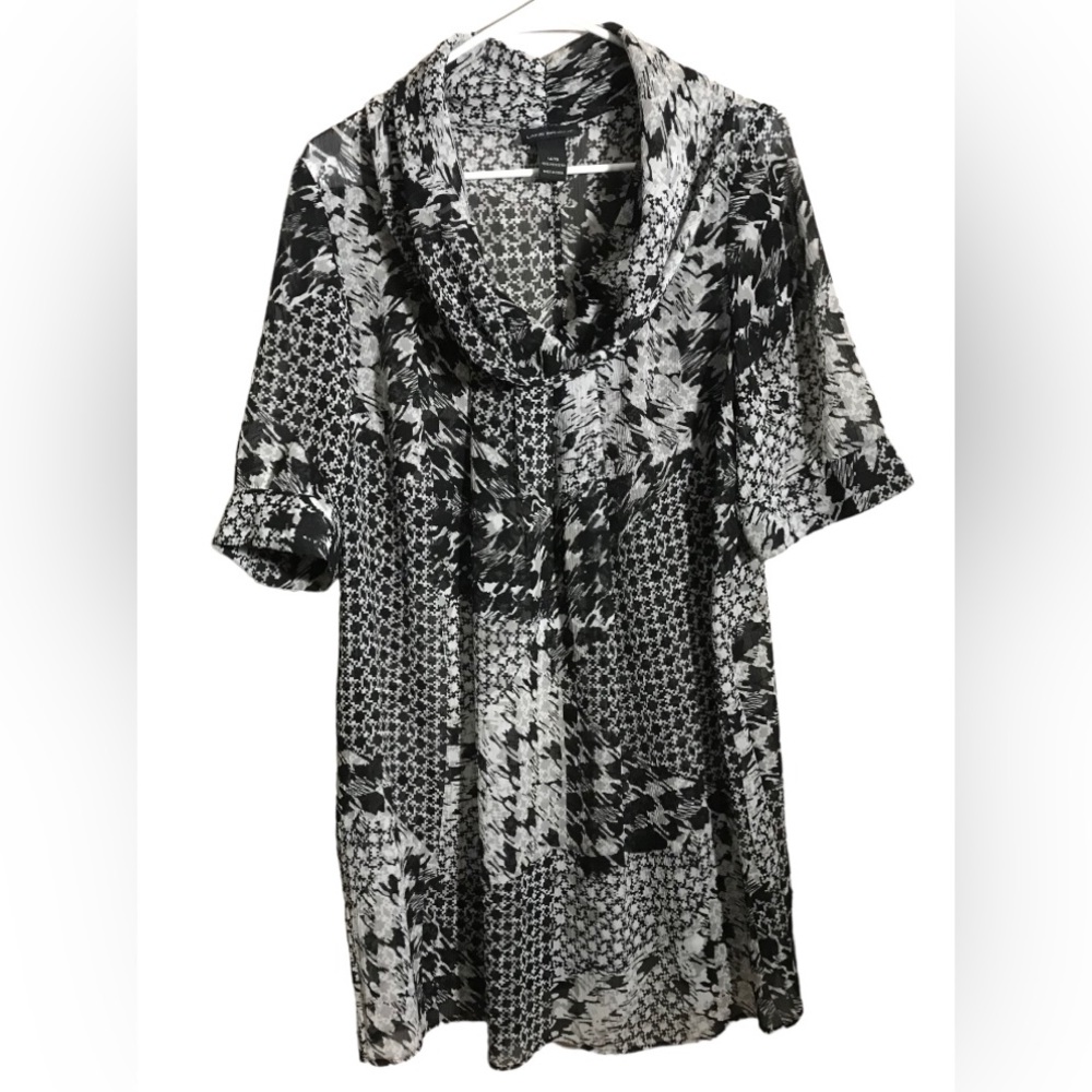 Lane Bryant Artsy Black & White Sheer Cowl Neck Blouse Cover Up. Sz 14/1…